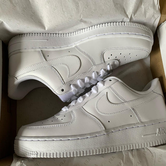 本店は ☆【関送込】*Nike*Air Force 1 '07スニーカー/White★:100％本物保証！ -zbotic.in