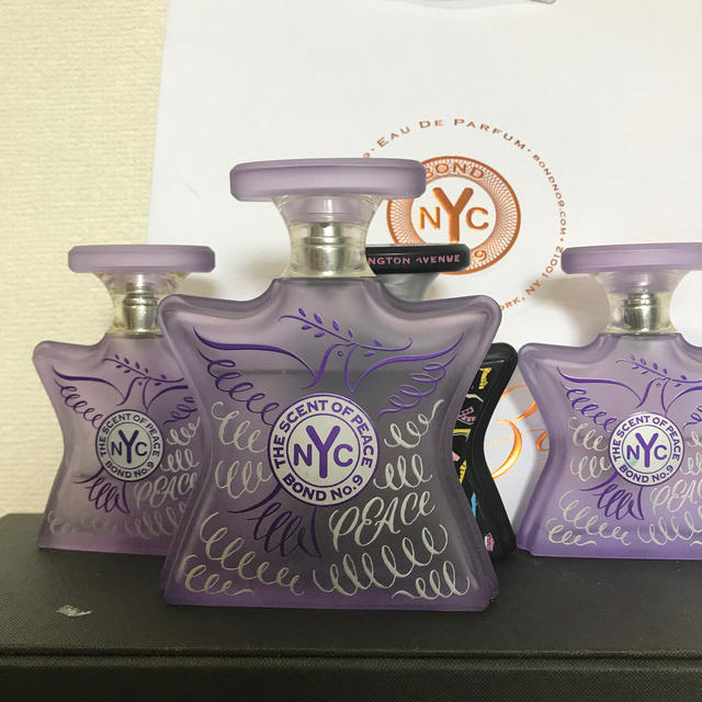 Bond No. 9(ボンドナンバーナイン)のボンド　ナンバーナイン　セントオブピース　100ml コスメ/美容の香水(ユニセックス)の商品写真