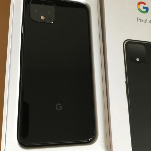 pixel4 128GB ブラック＋おまけ スマホ/家電/カメラのスマートフォン/携帯電話(スマートフォン本体)の商品写真