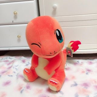 ポケモン(ポケモン)の𓊆 新品 ウインクがかわいい😉ヒトカゲぬいぐるみ 大 𓊇 (ぬいぐるみ)