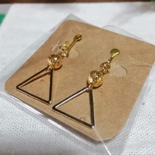 プチプライヤリング☆三角形イヤリングEarrings(イヤリング)