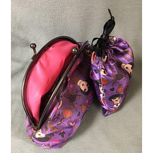 ANNA SUI(アナスイ)のアナスイ　ドール　ダブル ポーチ セット　  限定ショッパー付☘ レディースのファッション小物(ポーチ)の商品写真