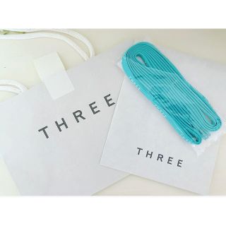 スリー(THREE)のTHREE ノベルティ　くつ紐　ブルー(アイシャドウ)