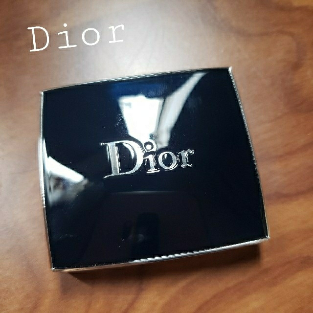 Dior(ディオール)のDior アイシャドウ 826 コスメ/美容のベースメイク/化粧品(アイシャドウ)の商品写真