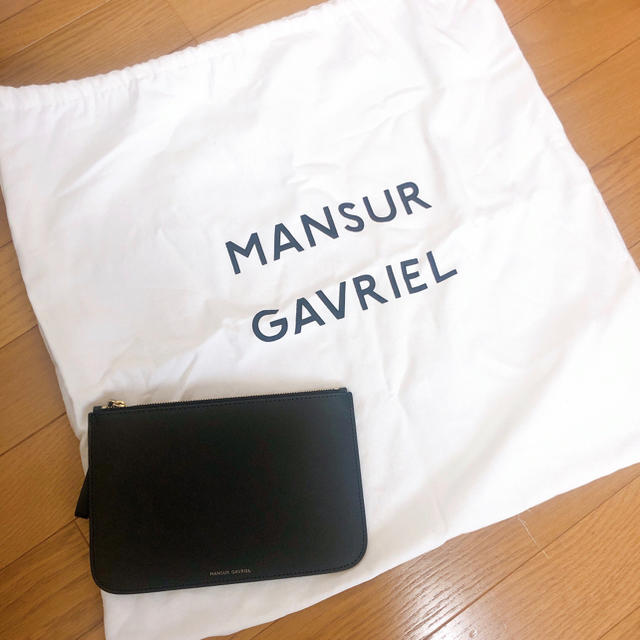 MANSUR GAVRIEL(マンサーガブリエル)のMANSUR  GAVRIEL ショルダーバッグ　ブラック　レッド レディースのバッグ(ショルダーバッグ)の商品写真