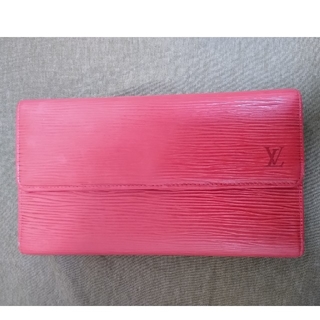 ルイヴィトン(LOUIS VUITTON)のLouis Vuitton エピ　長財布(財布)