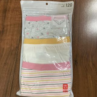 ユニクロ(UNIQLO)の新品　UNIQLO 女の子　パンツ　ショーツ　120(下着)