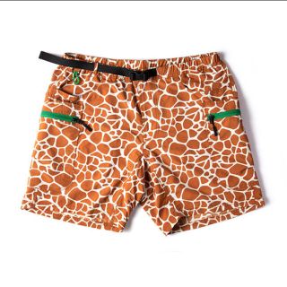 アトモス(atmos)のATMOS GRIP SWANY GEAR SHORTS GIRAFFE L(ショートパンツ)