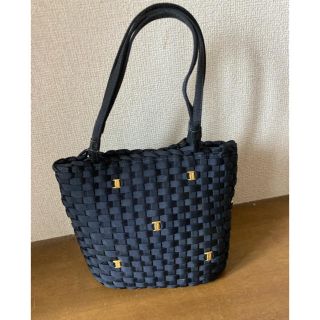 フェラガモ ヴァラ カゴバッグ ネイビー グログランリボン - www