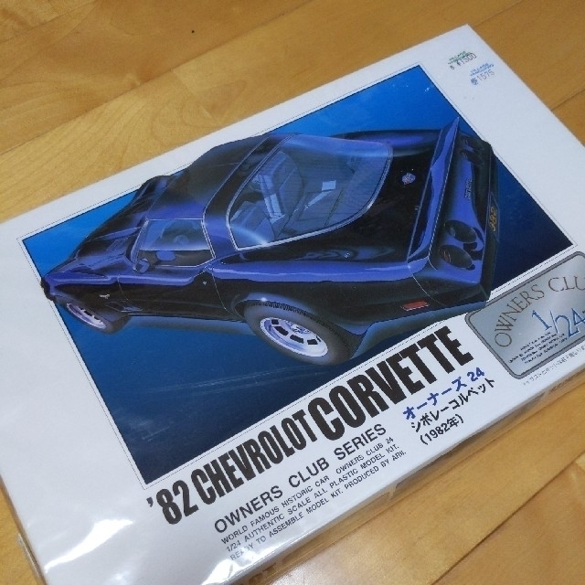 Chevrolet(シボレー)の❜82 シボレーコルベット　CHEVROLET CORVETTE   プラモデル エンタメ/ホビーのおもちゃ/ぬいぐるみ(模型/プラモデル)の商品写真