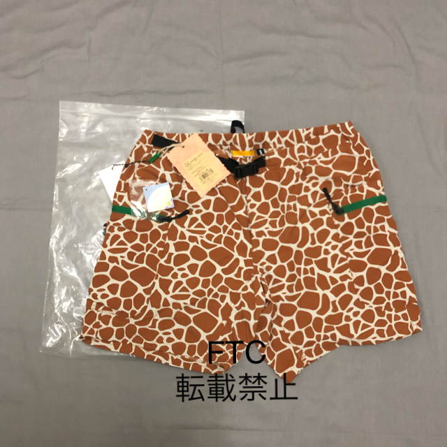 atmos(アトモス)のATMOS GRIP SWANY GEAR SHORTS GIRAFFE L メンズのパンツ(ショートパンツ)の商品写真