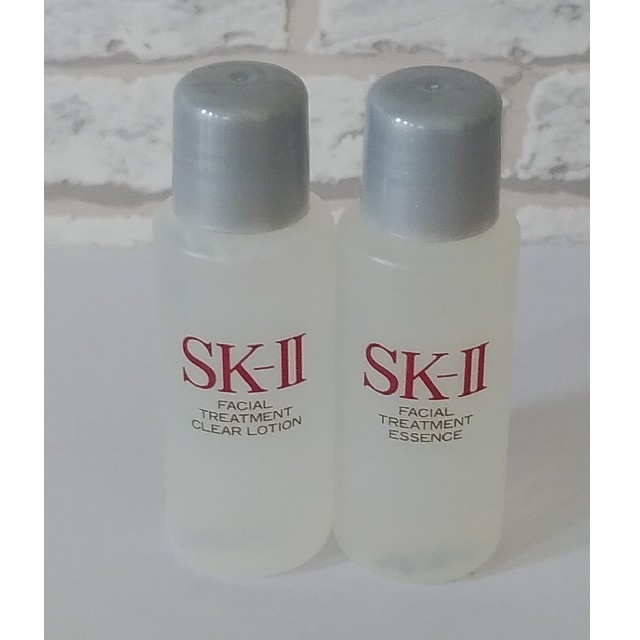 SK-II(エスケーツー)のｓｋ２　ﾌｪｲｼｬﾙﾄﾘｰﾄﾒﾝﾄｴｯｾﾝｽとｸﾘｱﾛｰｼｮﾝ各10ml コスメ/美容のキット/セット(サンプル/トライアルキット)の商品写真