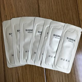 アモーレパシフィック(AMOREPACIFIC)のHERA SIGNIA セラム  サンプル(美容液)