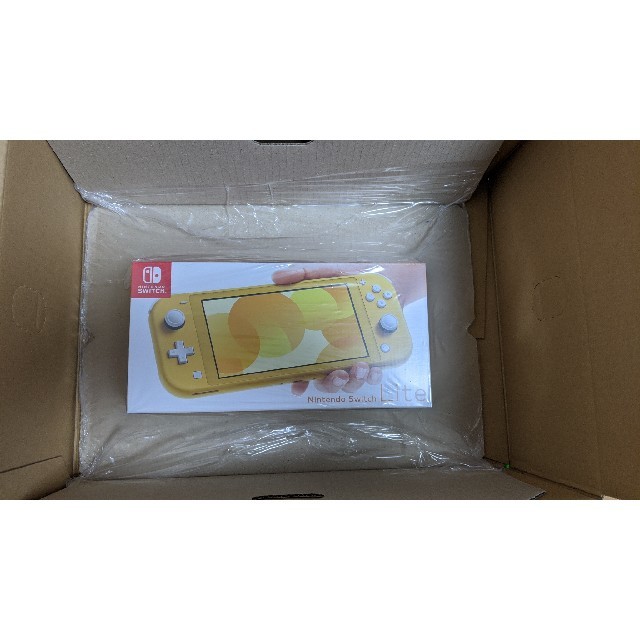 Nintendo Switch Lite イエロー　スイッチ　ライト　本体　新品