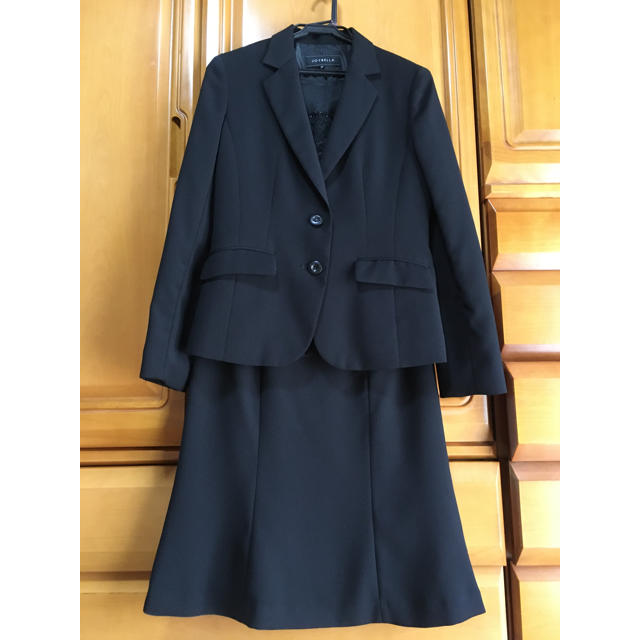 JOYBELLAスーツ4点セット　フォーマル　ビジネス　礼服　黒スーツ