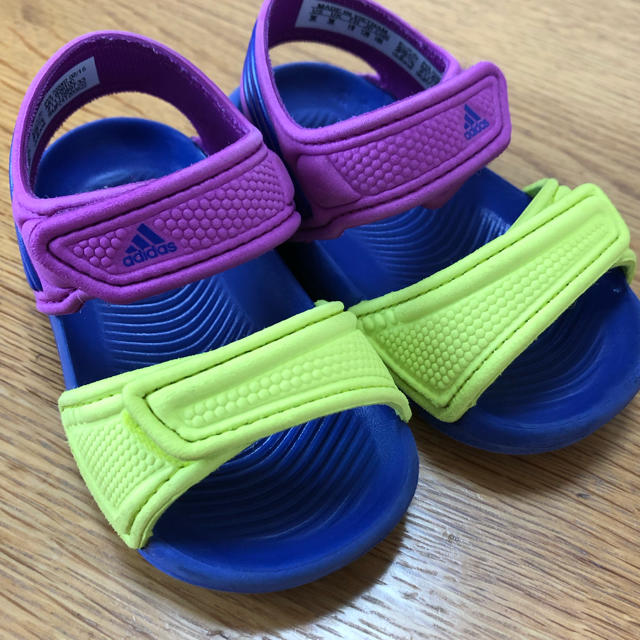 adidas(アディダス)の専用　クロックス ⭐︎アディダスサンダル⭐︎12cm キッズ/ベビー/マタニティのベビー靴/シューズ(~14cm)(サンダル)の商品写真