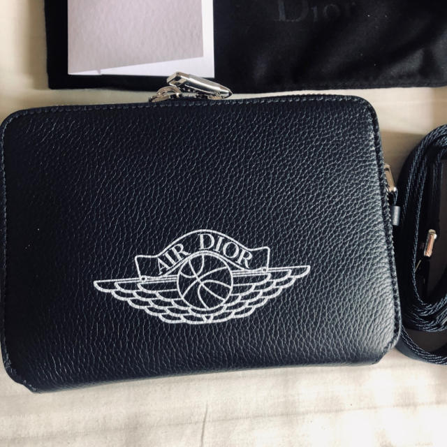 Christian Dior - AIR DIOR JORDAN ショルダーバック Christian Dior - AIR DIOR JORDAN ショルダーバック