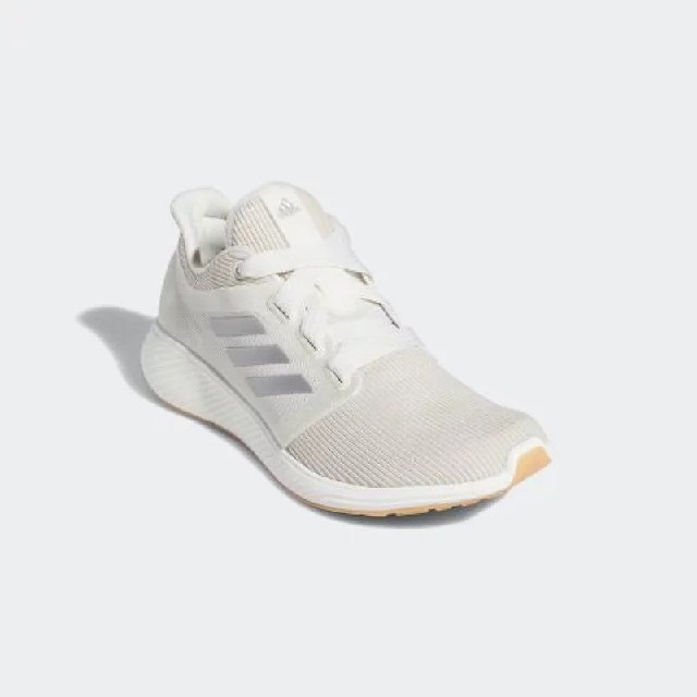 adidas(アディダス)のadidas　アディダス　新品　ホワイト　スニーカー　軽量　ランニングシューズ レディースの靴/シューズ(スニーカー)の商品写真