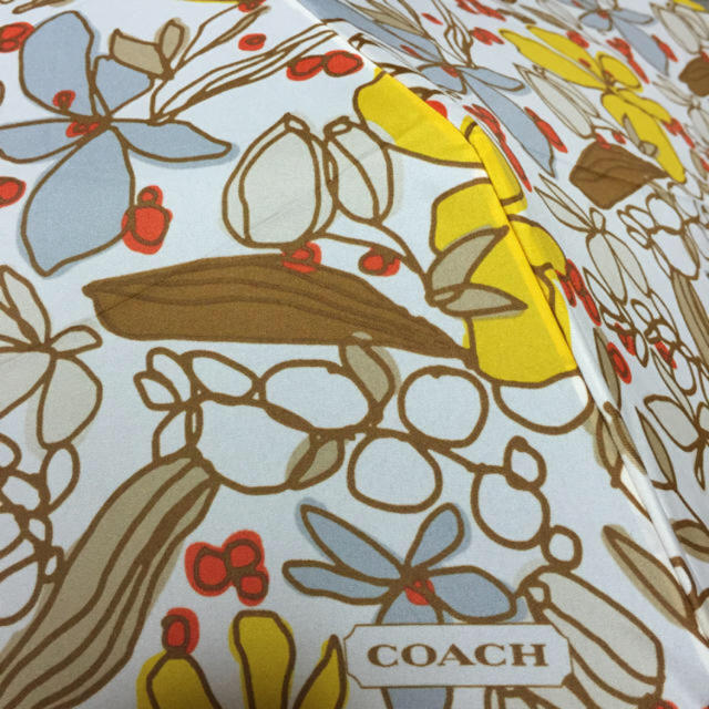 COACH(コーチ)のCOACH 折りたたみ傘 レディースのファッション小物(傘)の商品写真