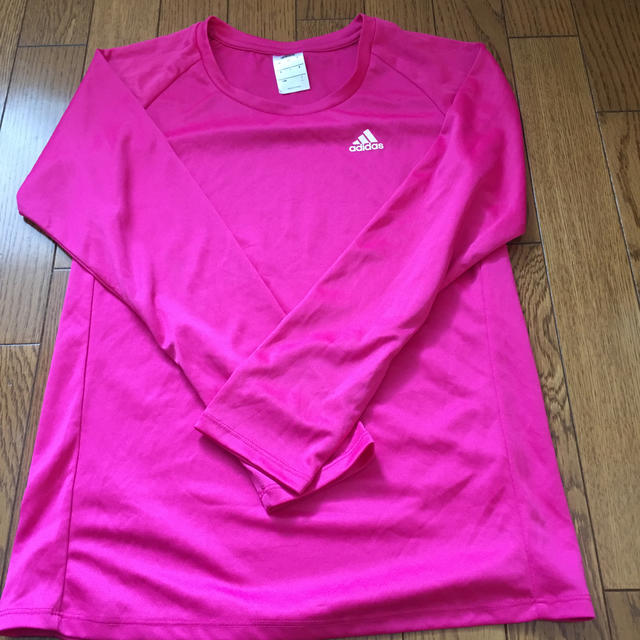 adidas(アディダス)のアディダス　長袖Tシャツ　アシックス 長袖Tシャツおまけ レディースのトップス(Tシャツ(長袖/七分))の商品写真