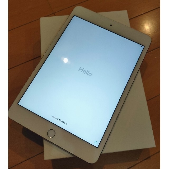 iPad mini4 16GB Wi-Fiタイプ　シルバー