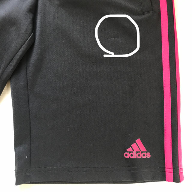 adidas(アディダス)のアディダス ハーフパンツ  150 ピンク キッズ/ベビー/マタニティのキッズ服男の子用(90cm~)(パンツ/スパッツ)の商品写真