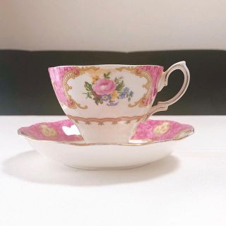 ロイヤルアルバート(ROYAL ALBERT)のコーヒーカップ＆ソーサー【値下げ中】(グラス/カップ)