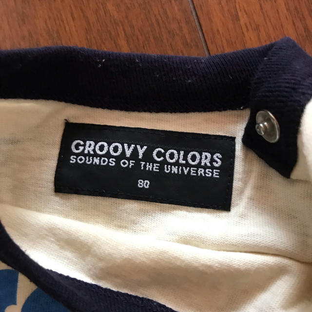 Groovy Colors(グルービーカラーズ)のGROOVY COLORS Tシャツ キッズ/ベビー/マタニティのベビー服(~85cm)(Ｔシャツ)の商品写真