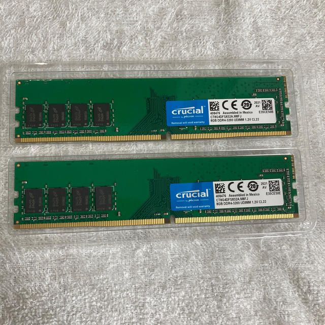 メモリ　DDR4 PC4−25600 8Gx2枚　crucial 1