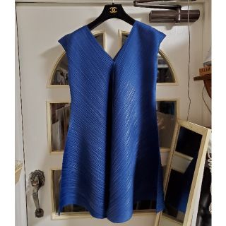 プリーツプリーズイッセイミヤケ(PLEATS PLEASE ISSEY MIYAKE)の美品　プリーツプリーズ　ISSEY MIYAKE　変形　チュニック(チュニック)