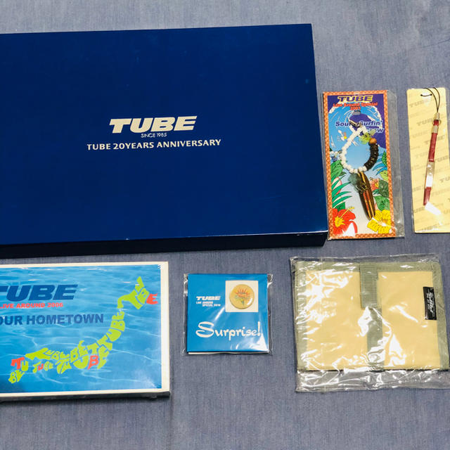 TUBE グッズ　セット売り エンタメ/ホビーのタレントグッズ(ミュージシャン)の商品写真