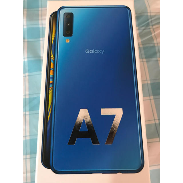 GALAXY A7 モバイル　ブルー