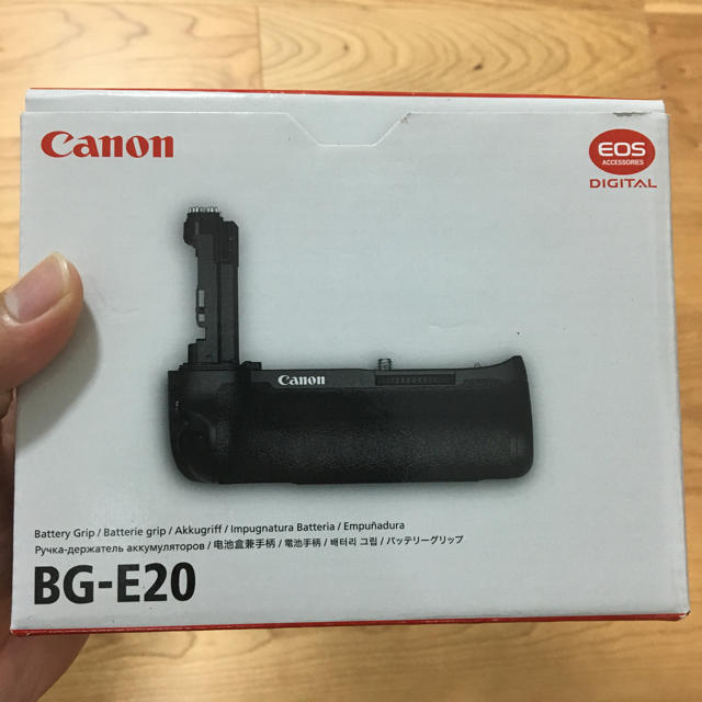 美品　Canon バッテリーグリップ BG-E20 LP-E6N 2個付き