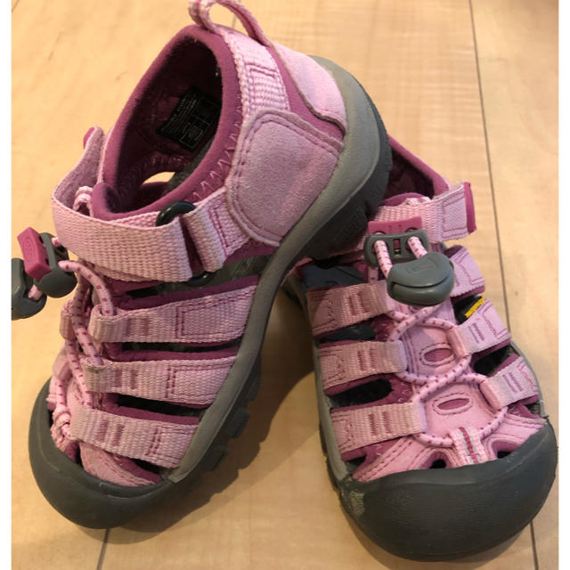 KEEN(キーン)のキーン　サンダル　16cm キッズ/ベビー/マタニティのキッズ靴/シューズ(15cm~)(サンダル)の商品写真