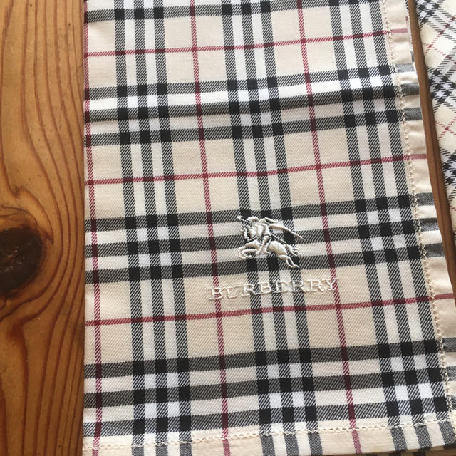 BURBERRY(バーバリー)のバーバリーハンカチ2枚 ノバチェック2種類 メンズのファッション小物(ハンカチ/ポケットチーフ)の商品写真