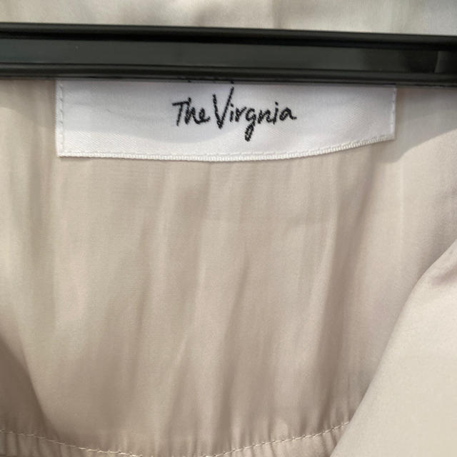 The Virgnia(ザヴァージニア)のVirginia サテン　シャツ レディースのトップス(シャツ/ブラウス(長袖/七分))の商品写真