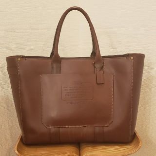 最終値下美品COACH F71502コーチ ラスティックレザー ジップ トート