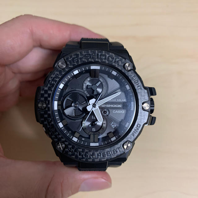 G-SHOCK(ジーショック)の【美品】G-SHOCK カーボンエディション GST-B100X-1AJF メンズの時計(腕時計(デジタル))の商品写真