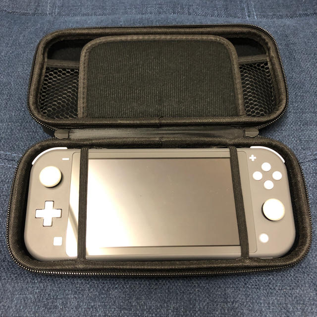 Nintendo Switch(ニンテンドースイッチ)のNintendo SwitchLITE (箱無し) エンタメ/ホビーのゲームソフト/ゲーム機本体(携帯用ゲーム機本体)の商品写真