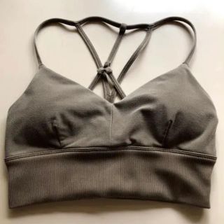 ルルレモン(lululemon)のaloyoga ブラトップ(ヨガ)