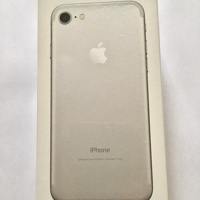 iPhone7 32GB SoftBank 新品