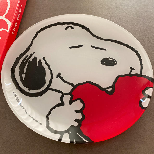 SNOOPY(スヌーピー)の新品 LAWSON  スヌーピー ガラスプレート エンタメ/ホビーのコレクション(ノベルティグッズ)の商品写真