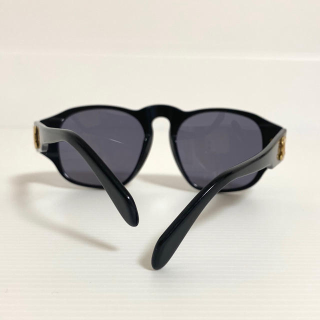 CHANEL(シャネル)のCHANEL 0006 10 ココマーク サングラス ブラック ゴールド レディースのファッション小物(サングラス/メガネ)の商品写真