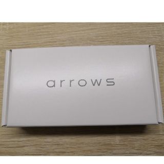 アローズ(arrows)のarrows M05 SIMフリー ホワイト(スマートフォン本体)