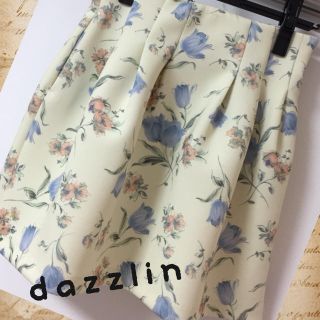 ダズリン(dazzlin)のダズリン チューリップ柄コクーンスカート(ミニスカート)