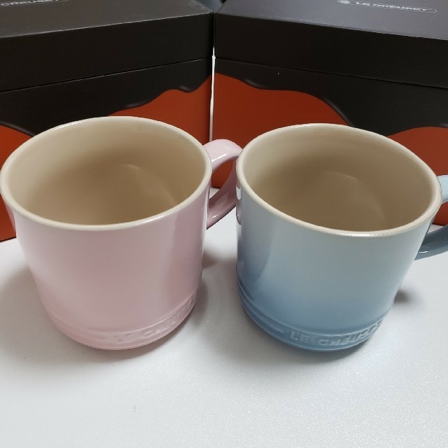 LE CREUSET(ルクルーゼ)の専用★ル クルーゼ マグカップ ショコラドアッシュコラボ 4個セット インテリア/住まい/日用品のキッチン/食器(グラス/カップ)の商品写真