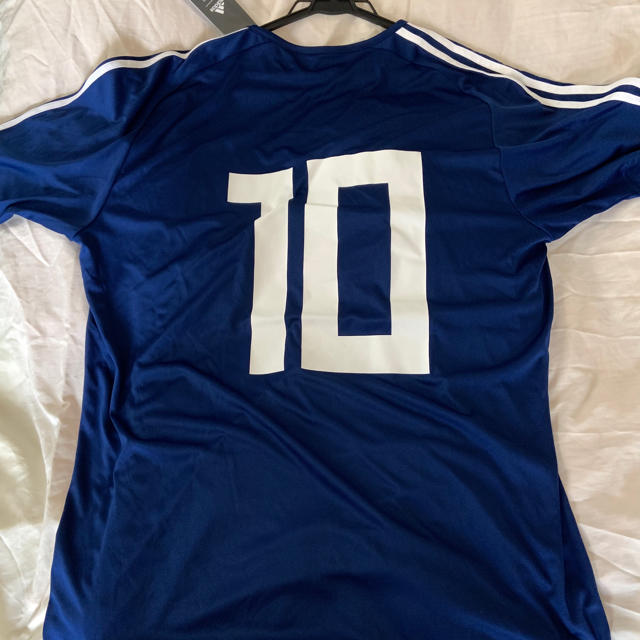 adidas(アディダス)のadidas アディダス No 10 サッカー日本代表 ホームレプリカTシャツ スポーツ/アウトドアのサッカー/フットサル(ウェア)の商品写真