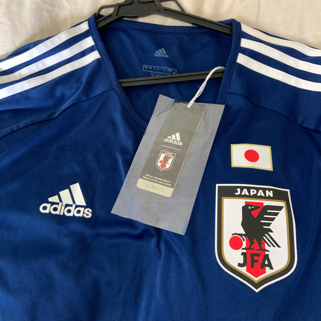 adidas(アディダス)のadidas アディダス No 10 サッカー日本代表 ホームレプリカTシャツ スポーツ/アウトドアのサッカー/フットサル(ウェア)の商品写真