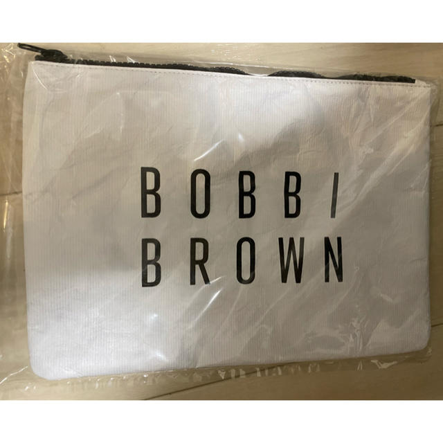 BOBBI BROWN(ボビイブラウン)の【BOBBI BROWN】ノベルティーポーチ レディースのファッション小物(ポーチ)の商品写真