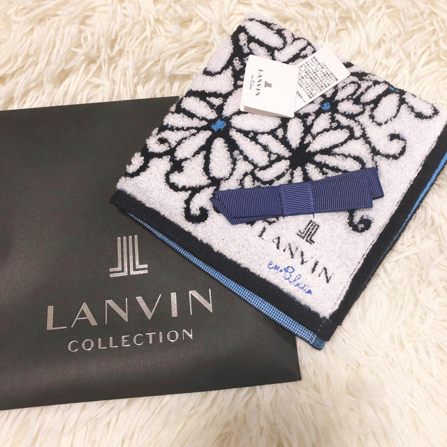 LANVIN en Bleu(ランバンオンブルー)の【新品】 ランバン  ♡  タオルハンカチ              ネイビー  レディースのファッション小物(ハンカチ)の商品写真